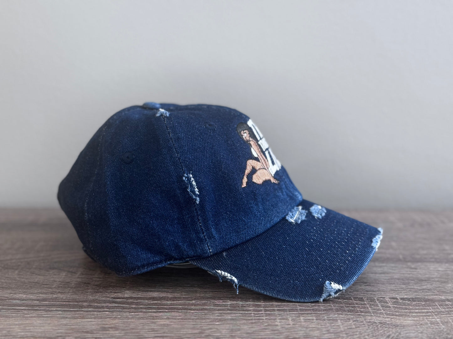 Bute v4 - Distressed